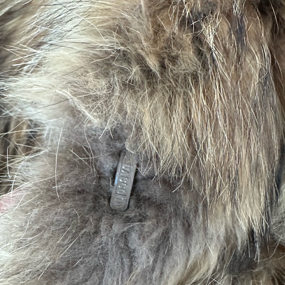 Authentic fur coat - Picture 4 of 14